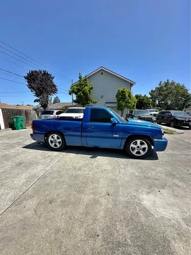 2004 Chevrolet 1500 Regular Cab Short Bed
