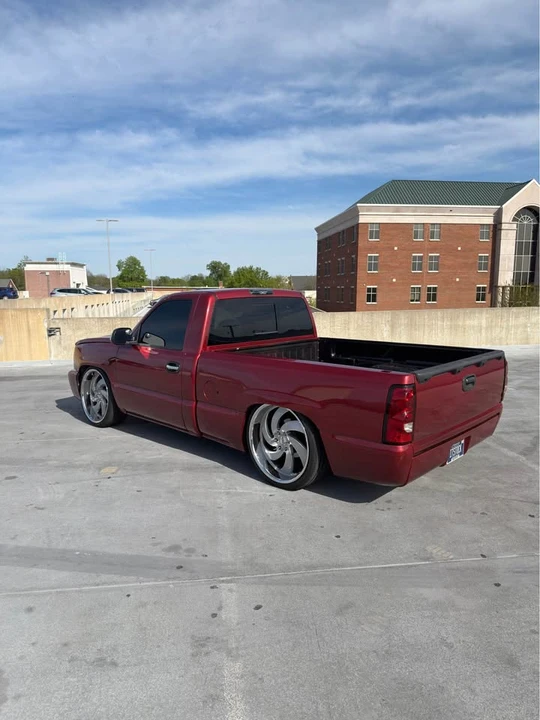 2004 Chevrolet Silverado 1st Gen - Image 2 of 11