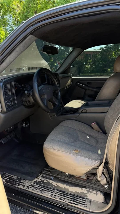 2004 Chevrolet Silverado 1st Gen - Image 8 of 12