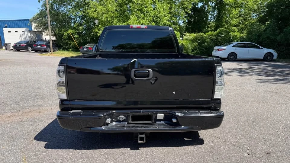 2004 Chevrolet Silverado 1st Gen - Image 5 of 12