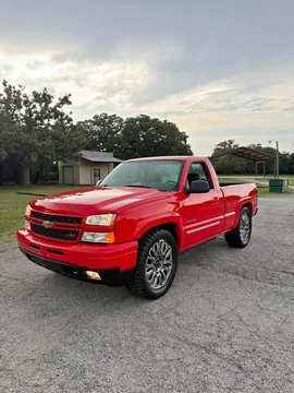 2004 Chevrolet 1500 Regular Cab Short Bed