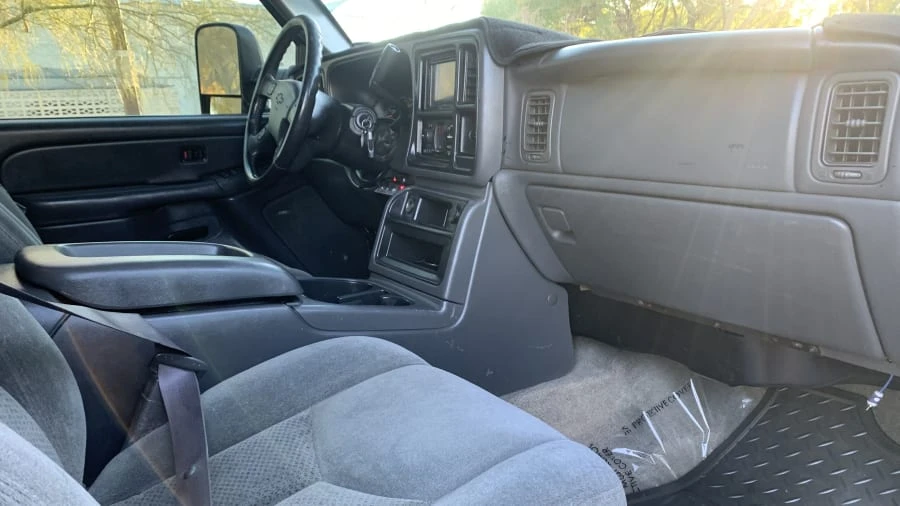 2004 Chevrolet Silverado 1st Gen - Image 6 of 13