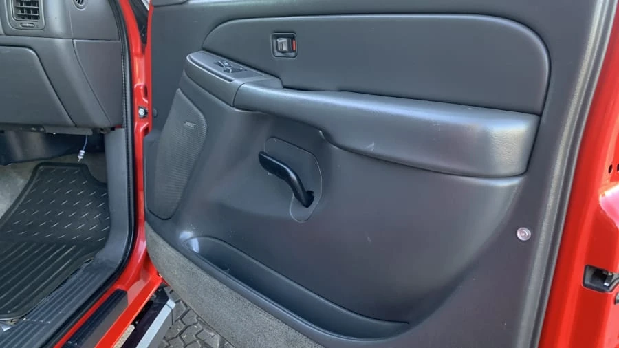 2004 Chevrolet Silverado 1st Gen - Image 9 of 13