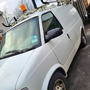 2004 Chevrolet Astro Passenger LT