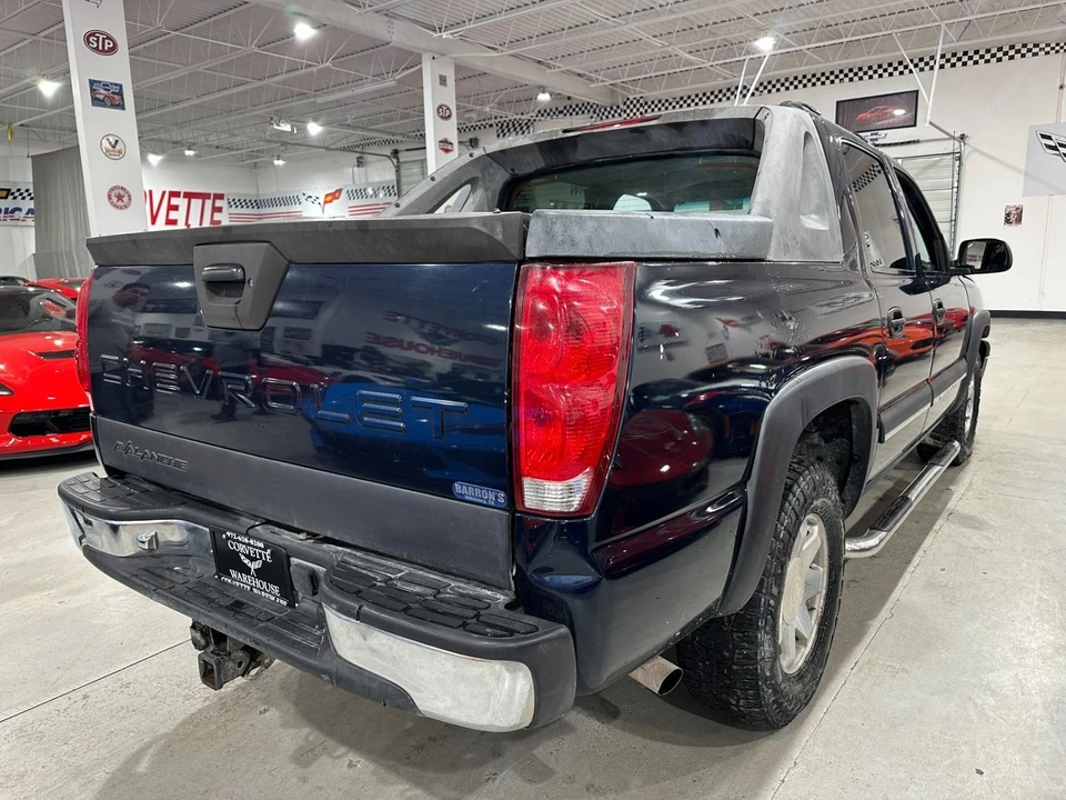 2004 Chevrolet Avalanche - Image 7 of 11