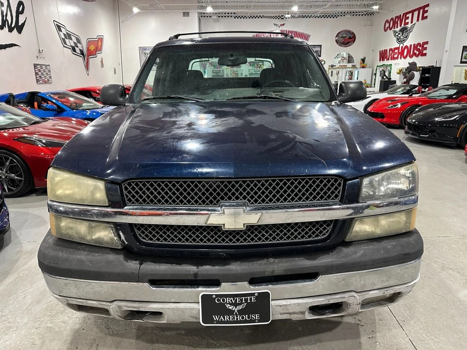 2004 Chevrolet Avalanche - Image 8 of 11