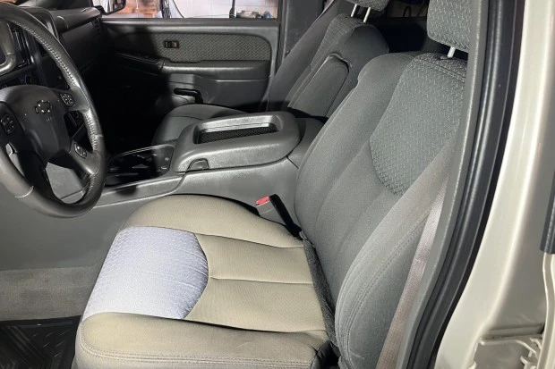 2004 Chevrolet Avalanche - Image 4 of 7