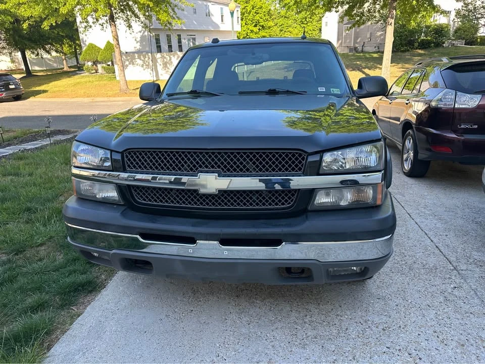 2004 Chevrolet Avalanche - Image 5 of 20