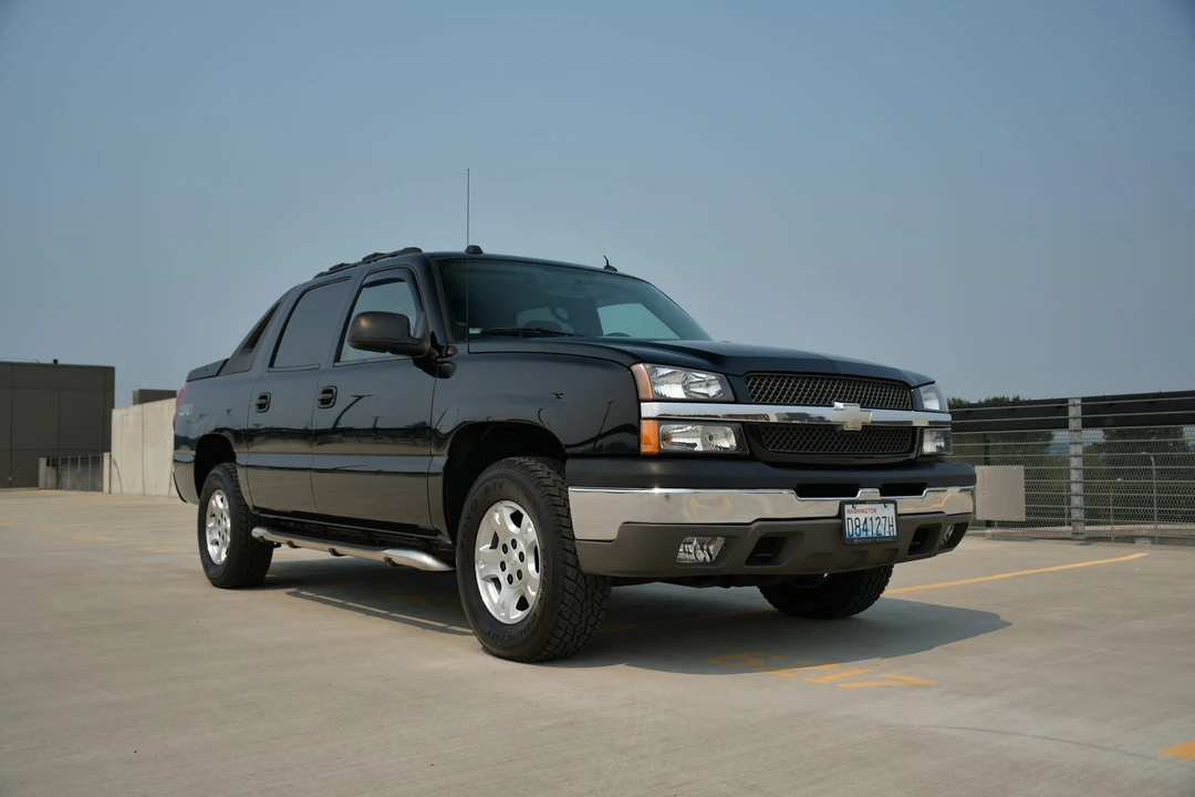 2004 Chevrolet Avalanche - Image 7 of 31