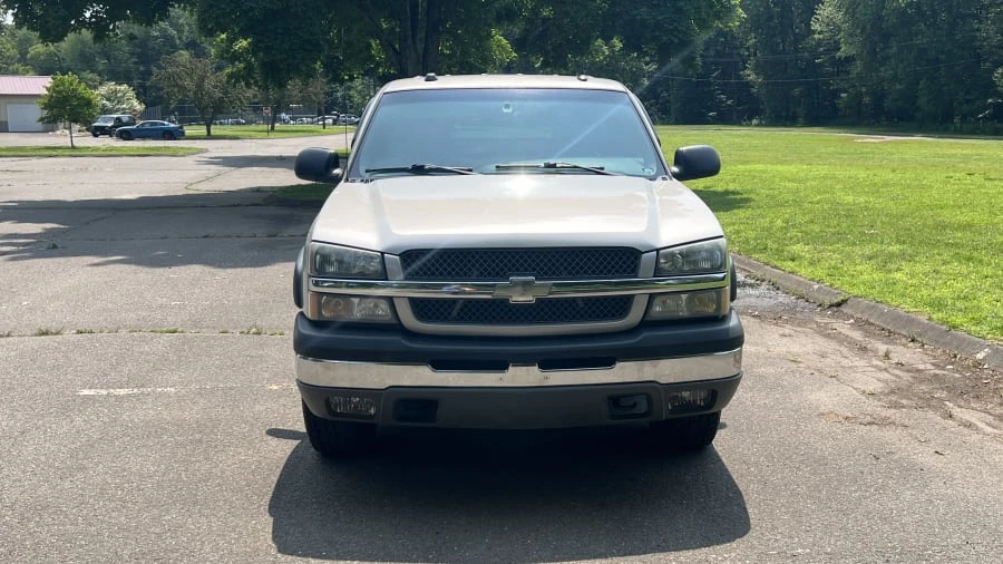 2004 Chevrolet Avalanche - Image 4 of 16