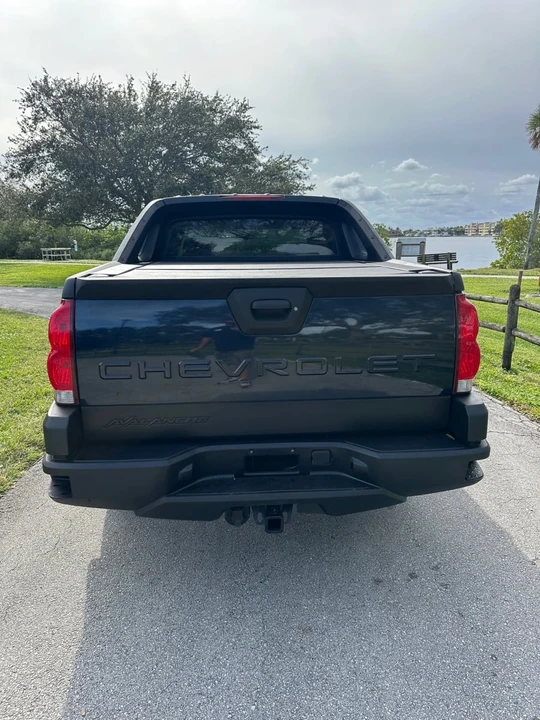 2004 Chevrolet Avalanche - Image 4 of 22