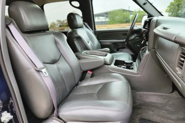 2004 Chevrolet Avalanche - Image 4 of 7