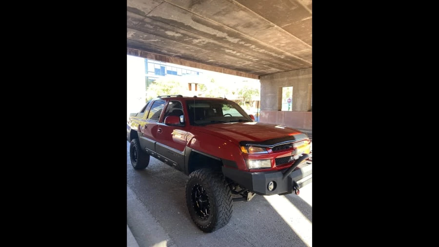 2004 Chevrolet Avalanche - Image 7 of 12