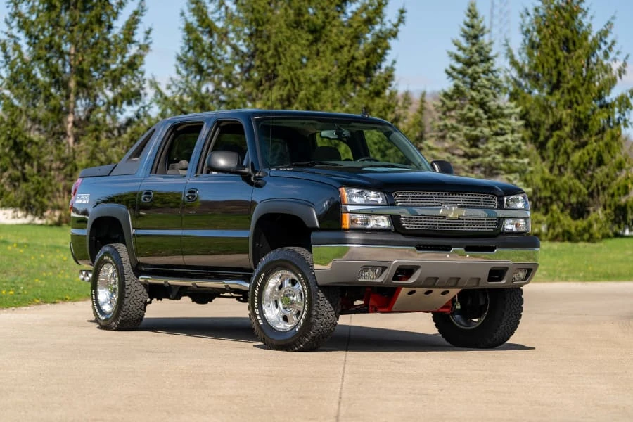 2004 Chevrolet Avalanche - Image 6 of 30