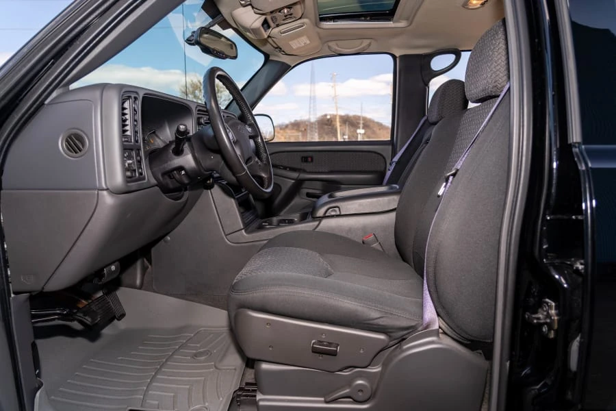 2004 Chevrolet Avalanche - Image 20 of 30