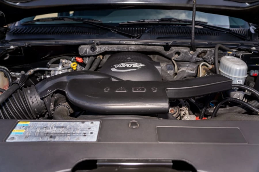 2004 Chevrolet Avalanche - Image 26 of 30