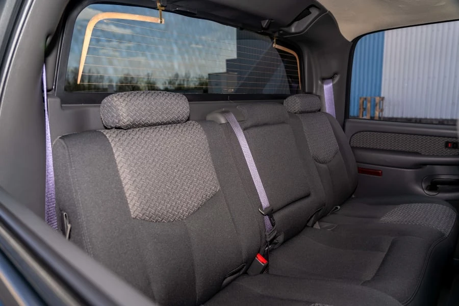 2004 Chevrolet Avalanche - Image 17 of 30