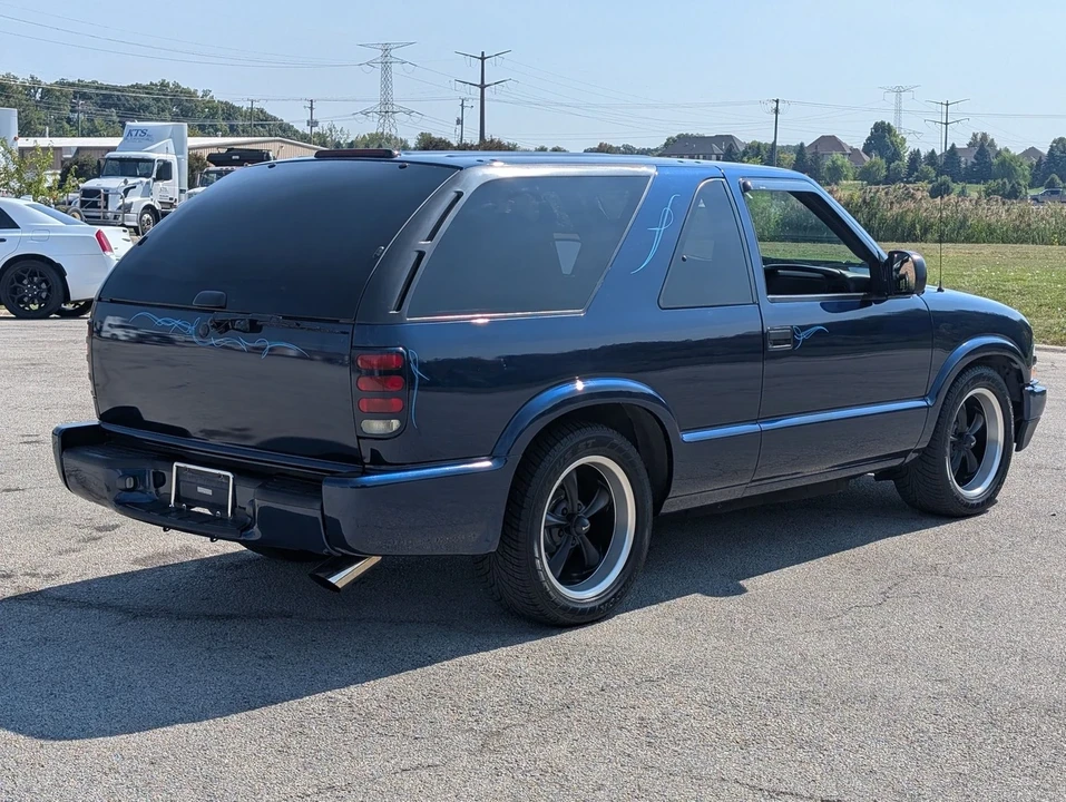 2004 Chevrolet S-10 Blazer 2nd Gen - Image 3 of 21