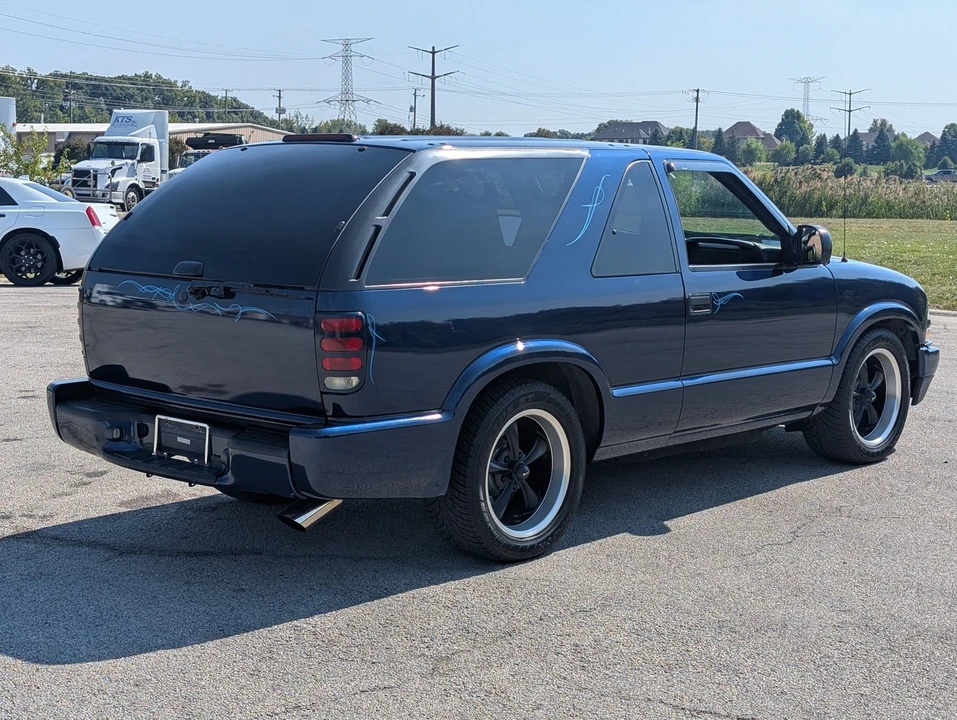 2004 Chevrolet S-10 Blazer 2nd Gen - Image 3 of 21