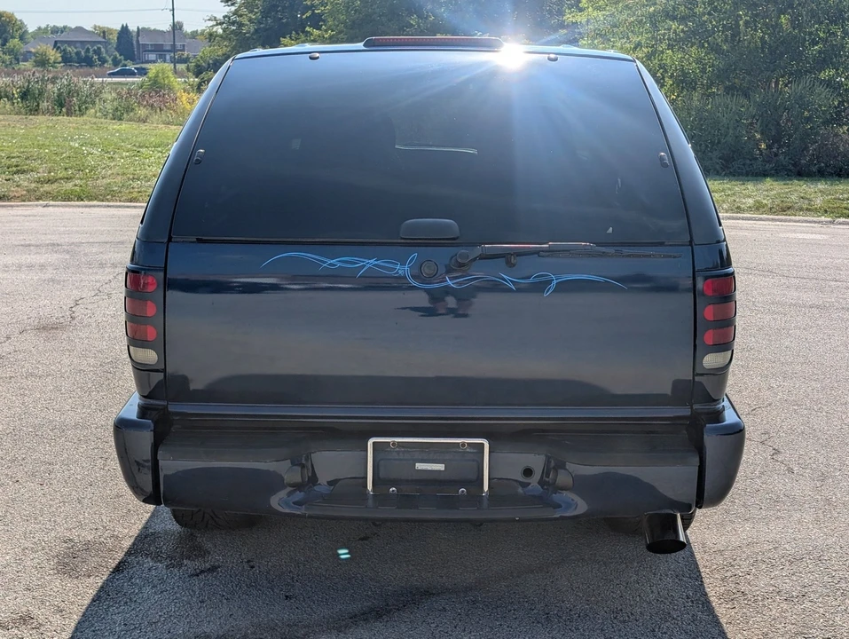 2004 Chevrolet S-10 Blazer 2nd Gen - Image 15 of 21