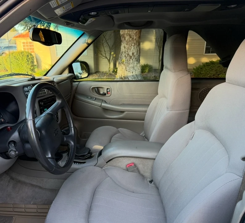 2004 Chevrolet S-10 Blazer 2nd Gen - Image 14 of 21