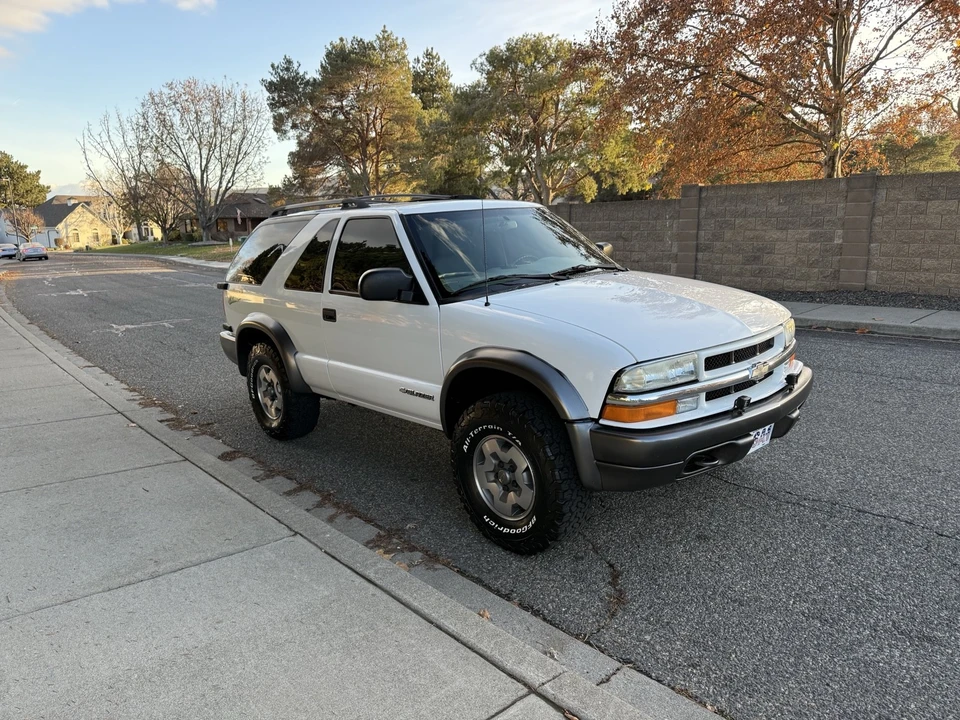 2004 Chevrolet S-10 Blazer 2nd Gen - Image 4 of 21