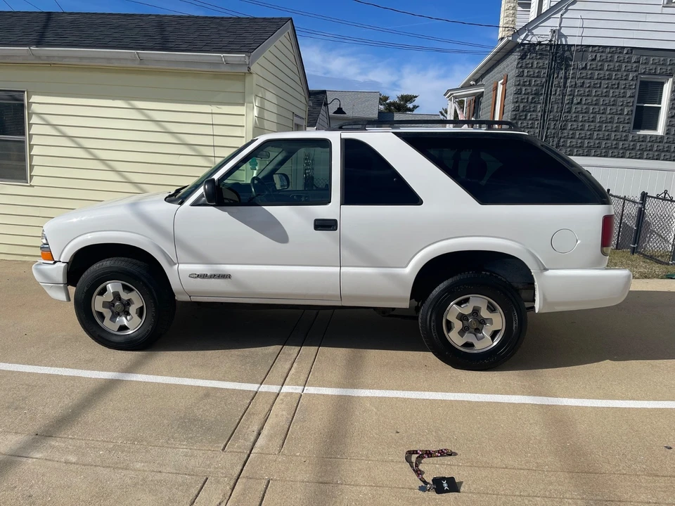 2004 Chevrolet S-10 Blazer 2nd Gen - Image 15 of 21