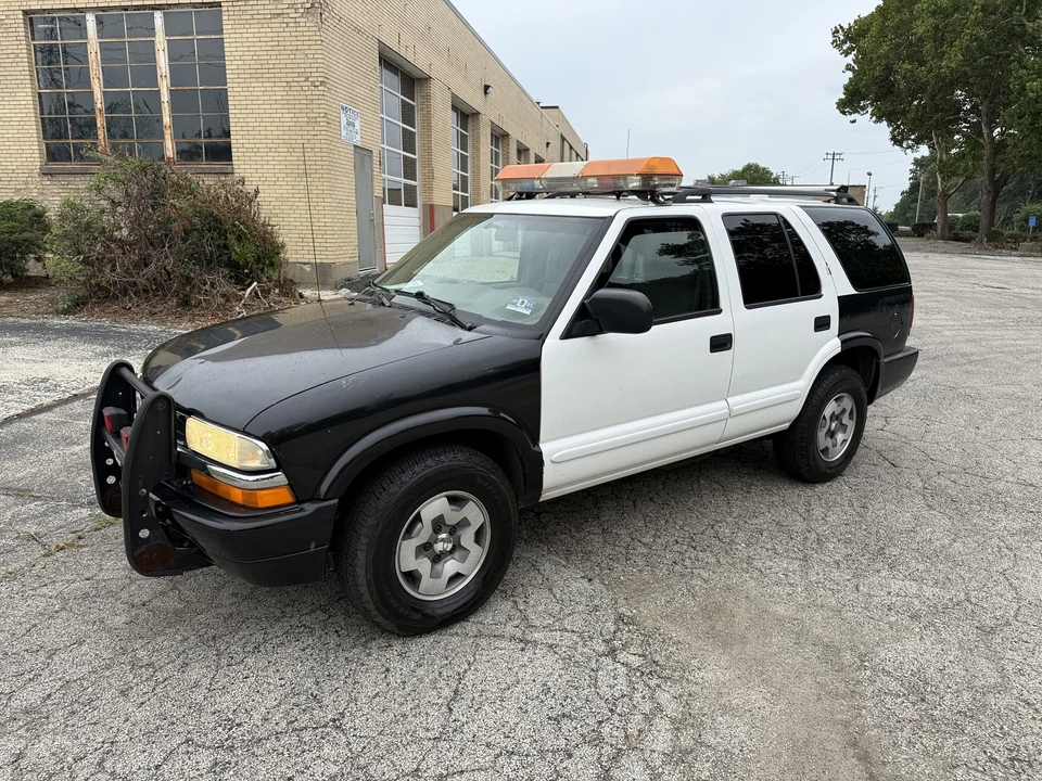 2004 Chevrolet S-10 Blazer 2nd Gen - Image 26 of 31