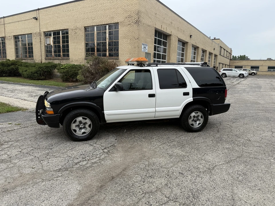 2004 Chevrolet S-10 Blazer 2nd Gen - Image 24 of 31