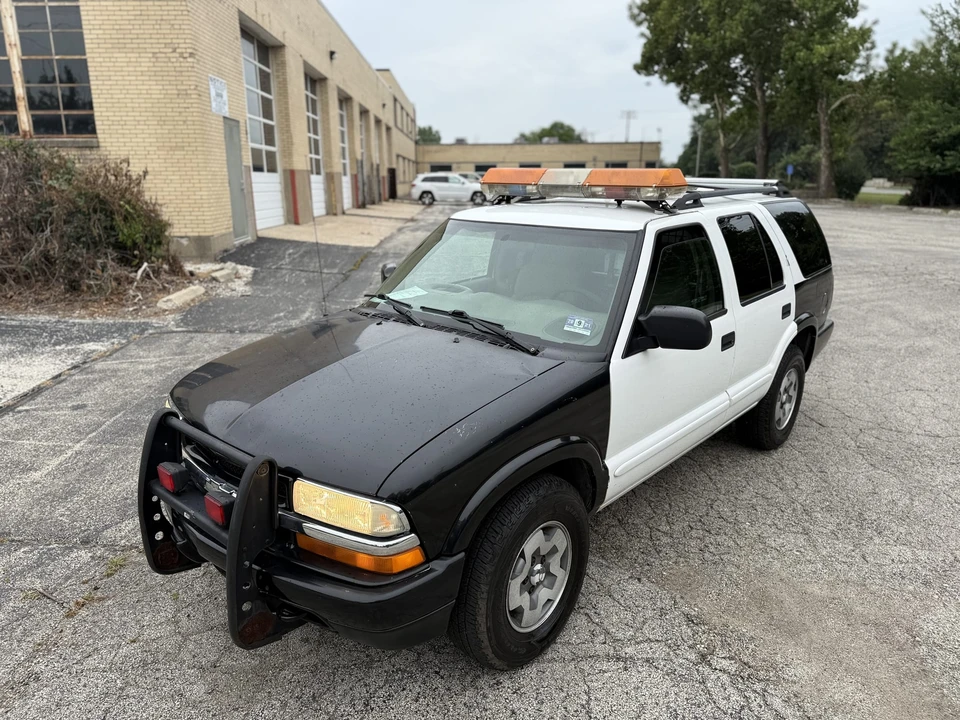 2004 Chevrolet S-10 Blazer 2nd Gen - Image 29 of 31