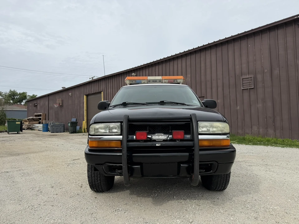 2004 Chevrolet S-10 Blazer 2nd Gen - Image 9 of 31