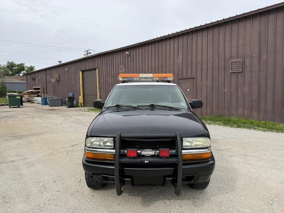 2004 Chevrolet S-10 Blazer 2nd Gen - Image 10 of 31