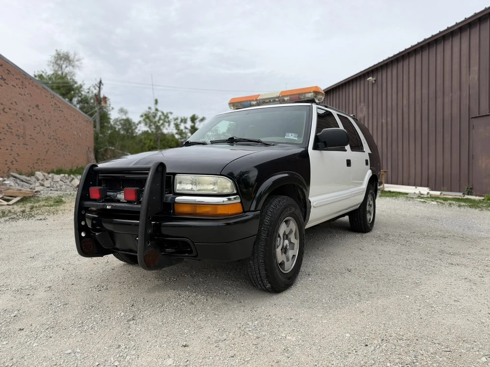 2004 Chevrolet S-10 Blazer 2nd Gen - Image 4 of 31