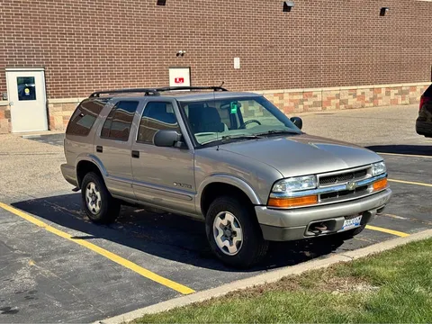 2004 Chevrolet Blazer LS Sport Utility 4D