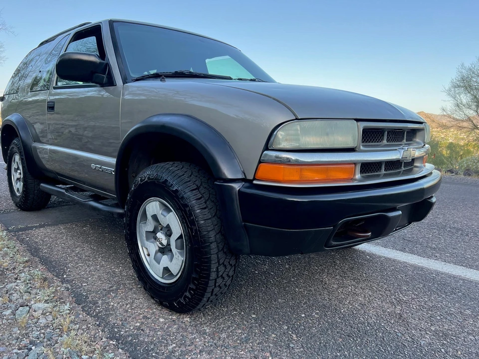 2004 Chevrolet S-10 Blazer 2nd Gen - Image 15 of 31