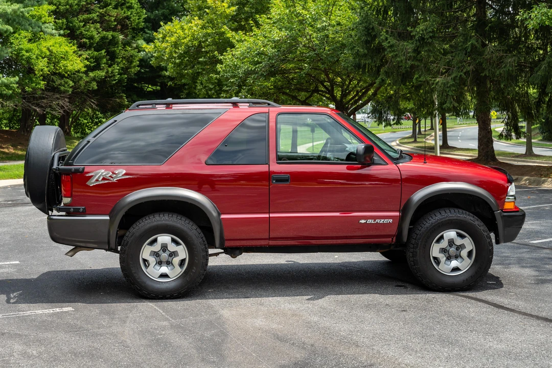 2004 Chevrolet S-10 Blazer 2nd Gen - Image 10 of 31