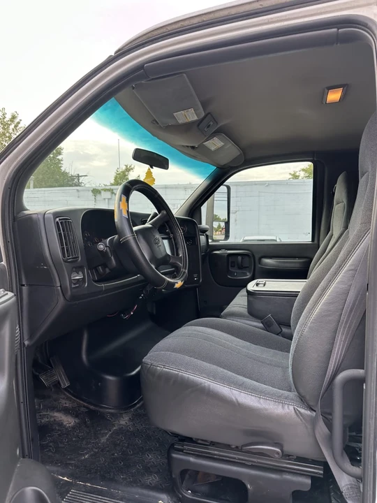 2004 Chevrolet Kodiak - Image 7 of 7