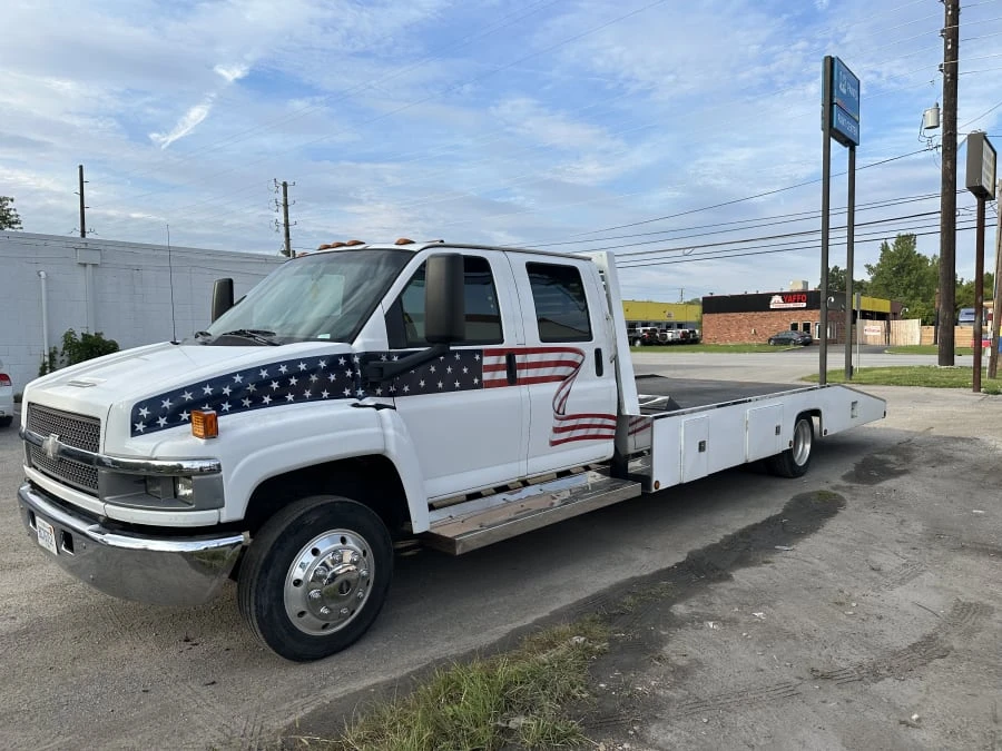 2004 Chevrolet Kodiak - Image 4 of 7