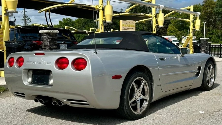 2004 Chevrolet Corvette C5 - Image 11 of 20
