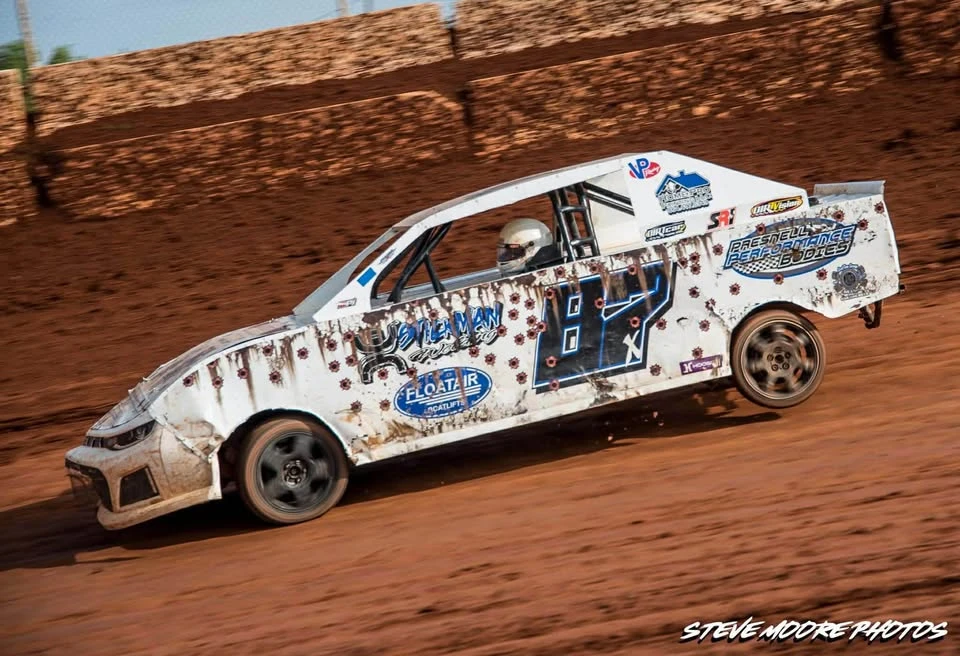 2004 Chevrolet Cavalier - Image 2 of 7