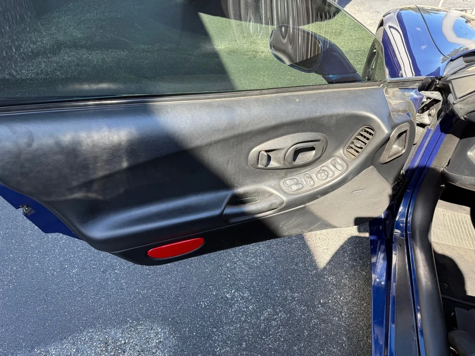 2004 Chevrolet Corvette C5 - Image 16 of 21