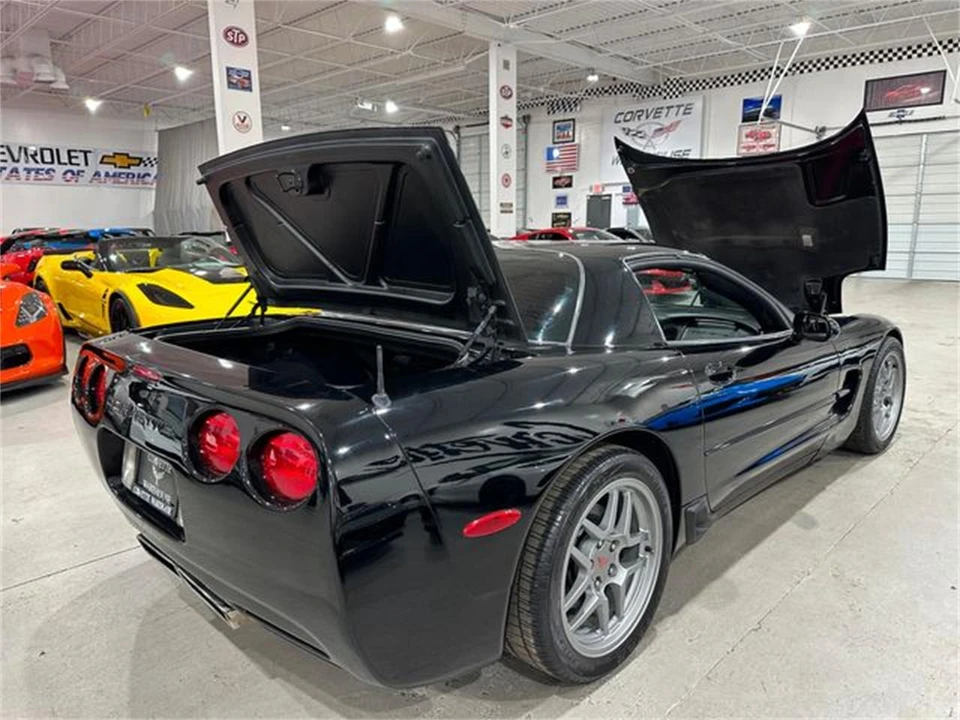 2004 Chevrolet Corvette C5 - Image 28 of 30