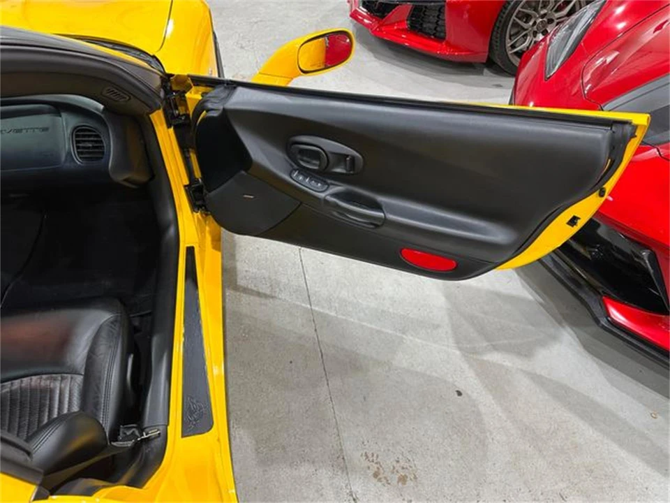 2004 Chevrolet Corvette C5 - Image 15 of 30