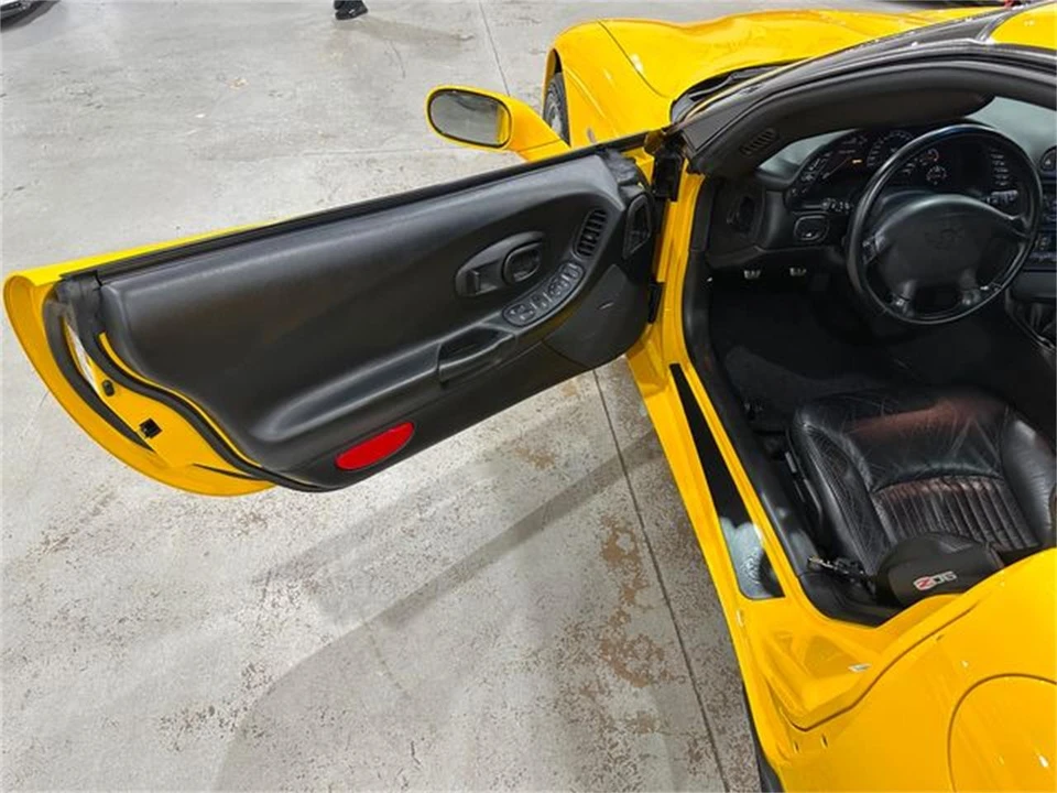 2004 Chevrolet Corvette C5 - Image 14 of 30