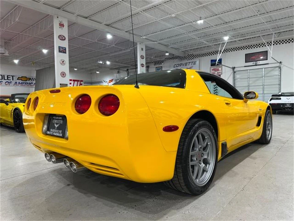 2004 Chevrolet Corvette C5 - Image 3 of 30