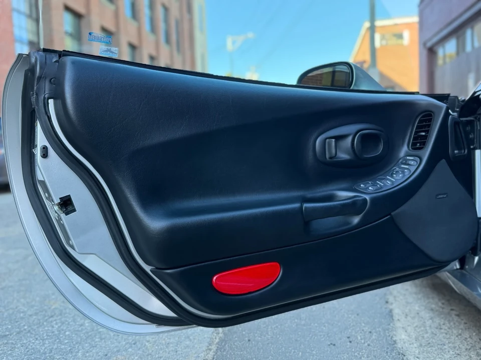2004 Chevrolet Corvette C5 - Image 14 of 21