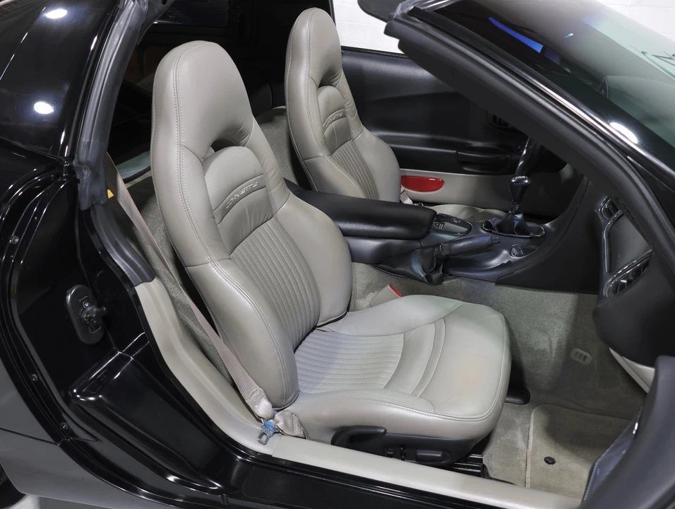 2004 Chevrolet Corvette C5 - Image 16 of 31