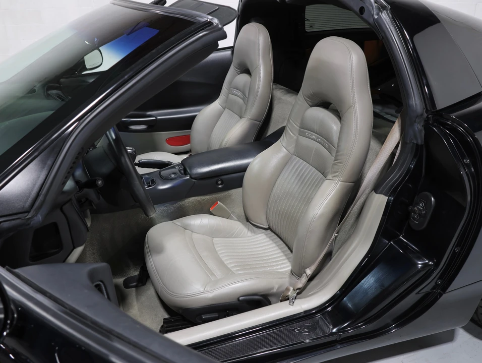 2004 Chevrolet Corvette C5 - Image 10 of 31