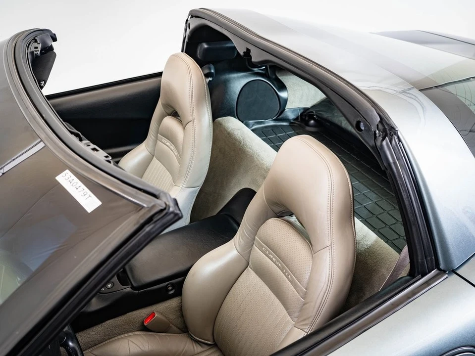 2004 Chevrolet Corvette C5 - Image 14 of 21