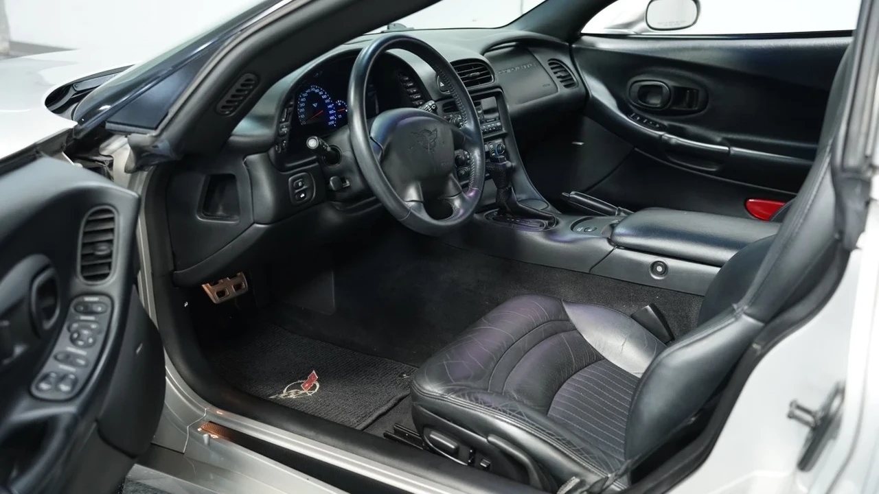 2004 Chevrolet Corvette C5 - Image 5 of 21